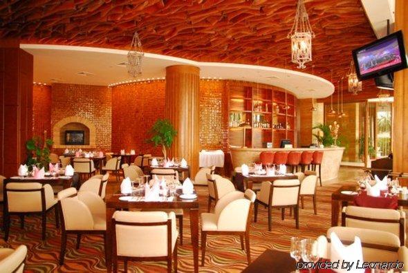 Grand Soluxe Hotel & Resort, Sanya Restaurant photo